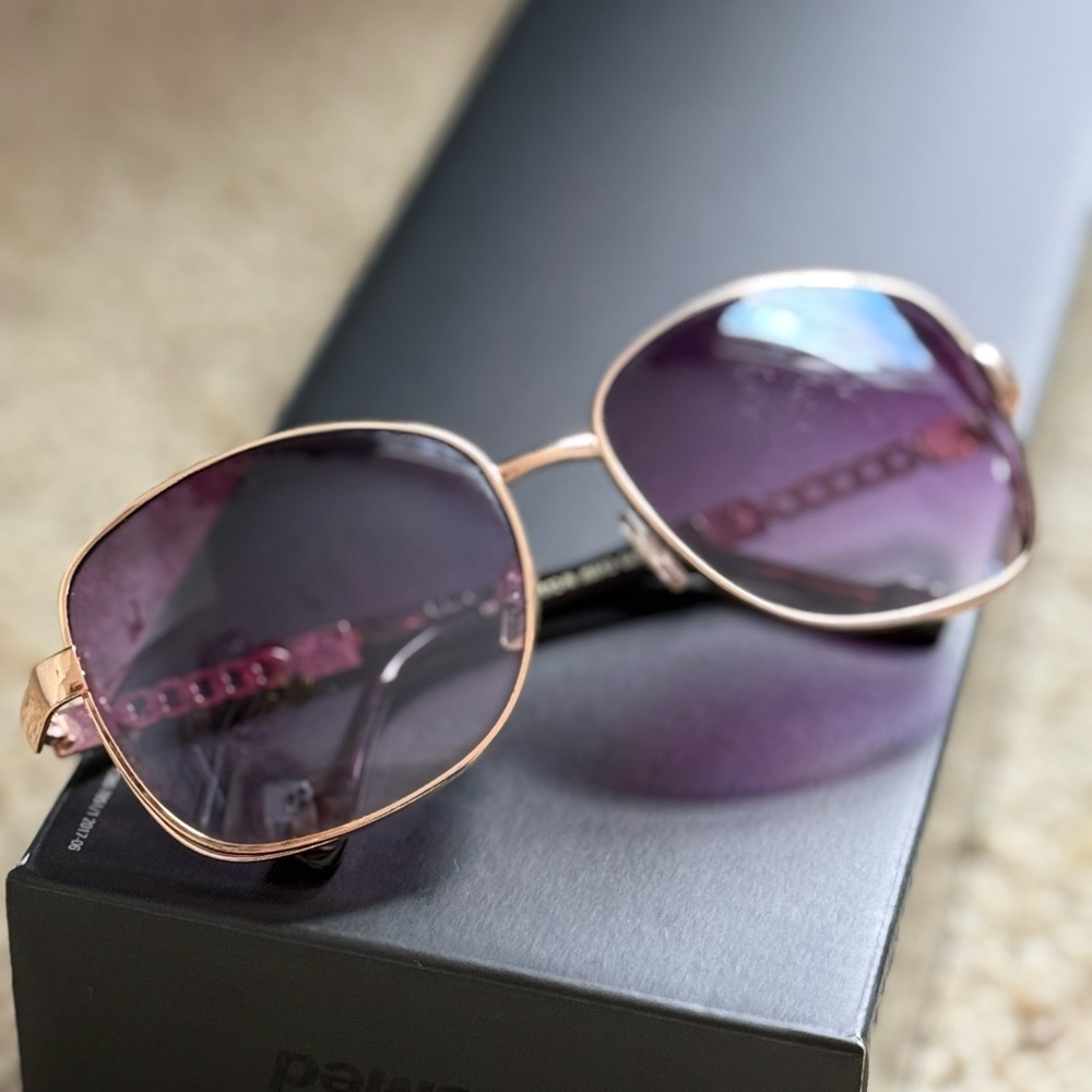 Jessica Simpson Chain Temple Sunglasses Gold Brown Gradient Lens HHJSOP1012-R
